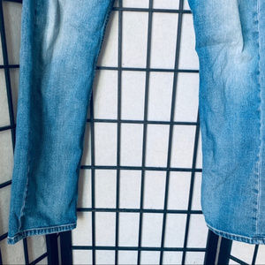 Levi’s 513 slim straight leg light wash sz 32/32